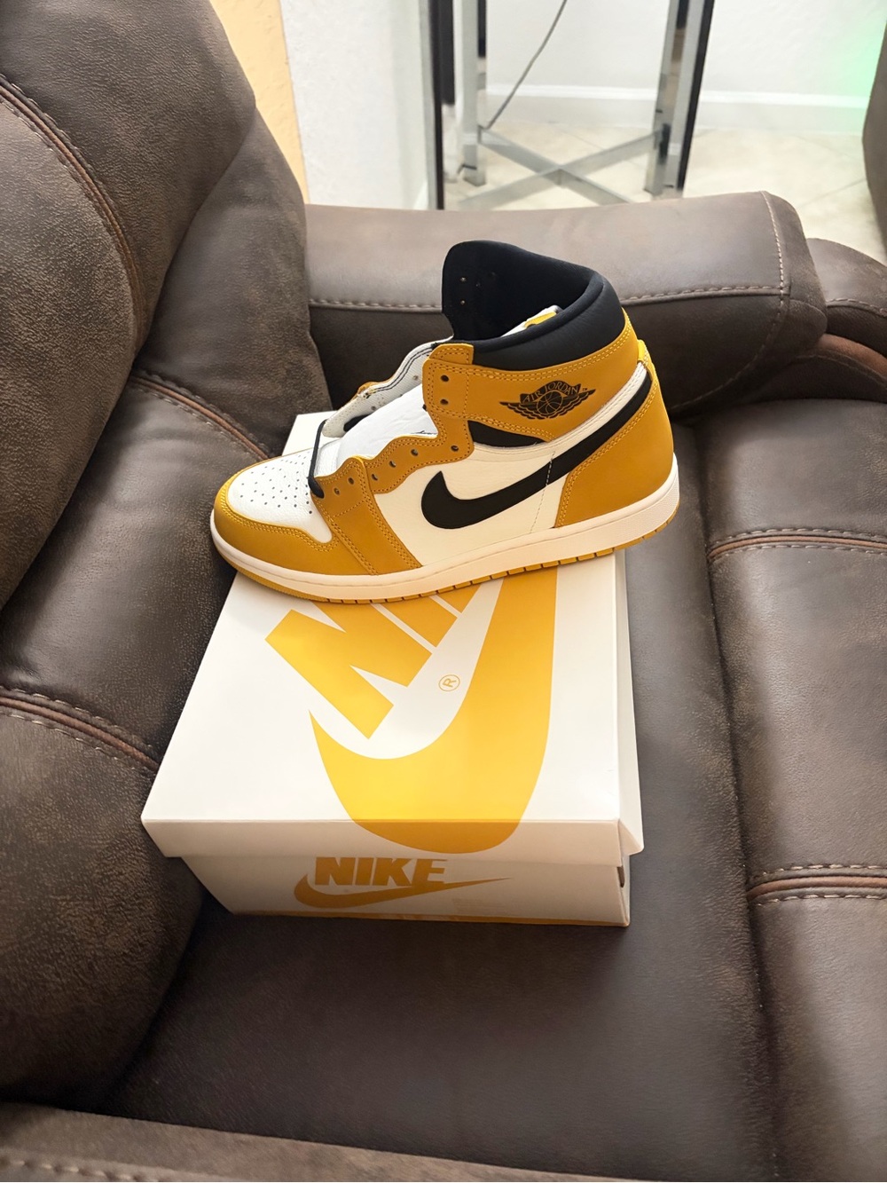 Nike Kids High-Top Sneakers in Yellow, White & Black
